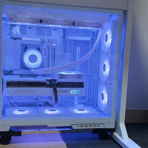 GIGABYTR AORUS MASTER ICE RTX5090 32gb 이미지