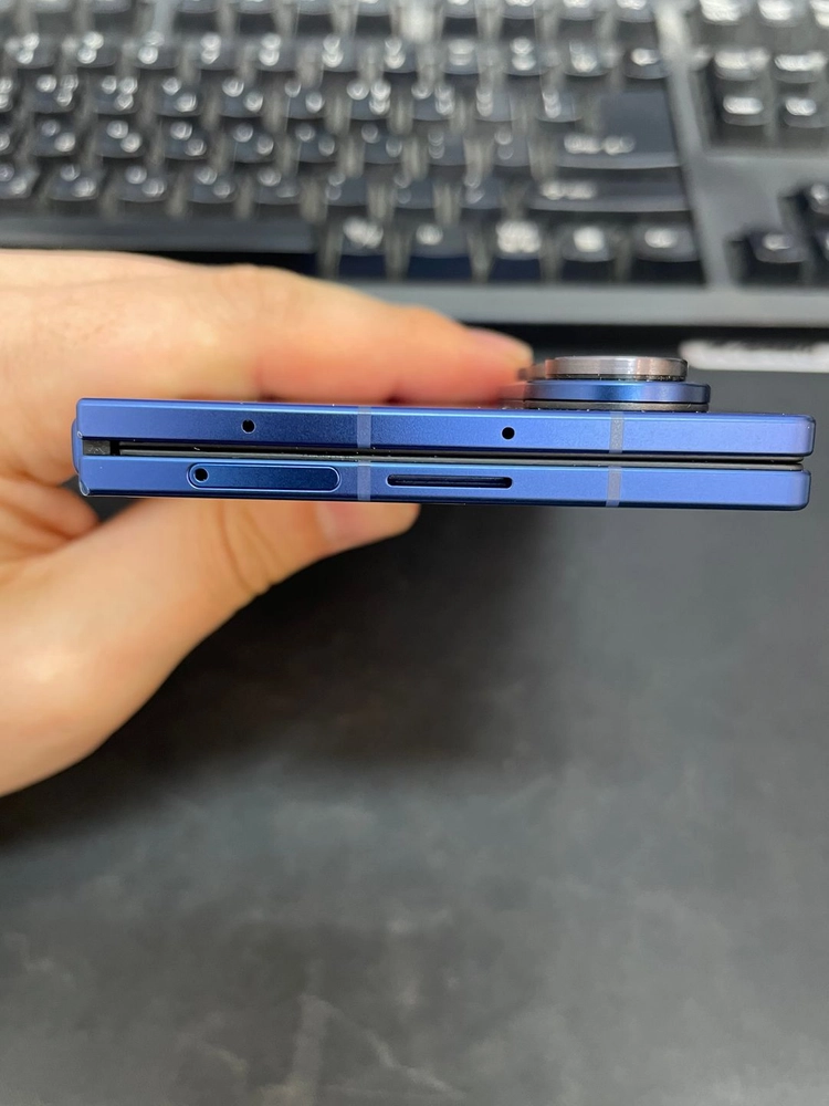 갤럭시Z폴드7 블루 256GB 무잔상 상태좋은 중고116만팝니다 이미지