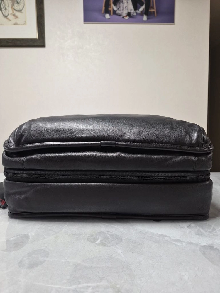 투미 알파2 익스펜더블 오거나이져 랩탑 가죽 브리프케이스 이미지