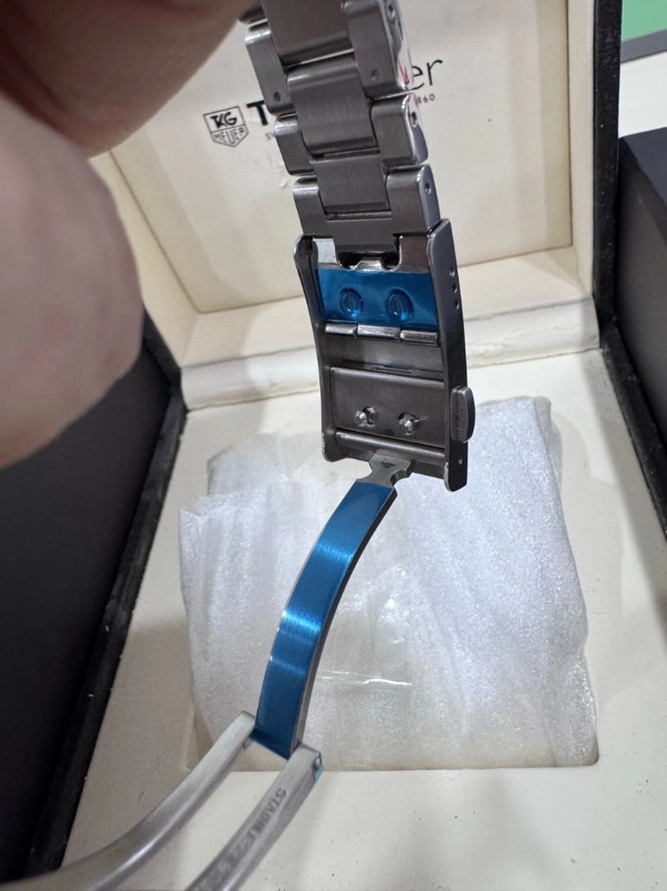 way2112 태그호이어 아쿠아레이서 스틸 41mm 이미지