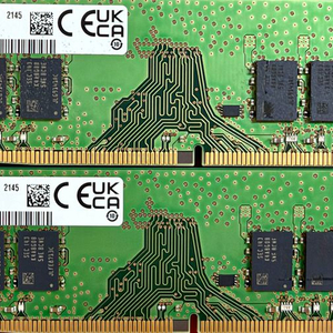 삼성 DDR4 16GB 메모리 2개 PC4-3200 총 32GB 이미지