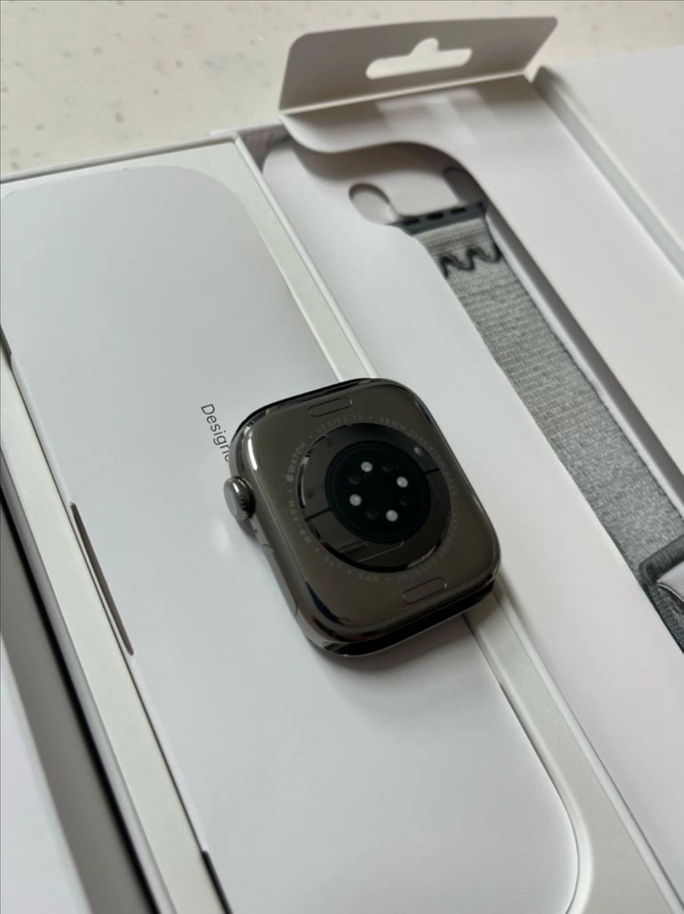 애플워치10티타늄 46mm 내추럴 SS급 애플케어+ 이미지