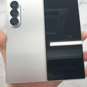 갤럭시z폴드7 512GB 실버 팝니다 이미지