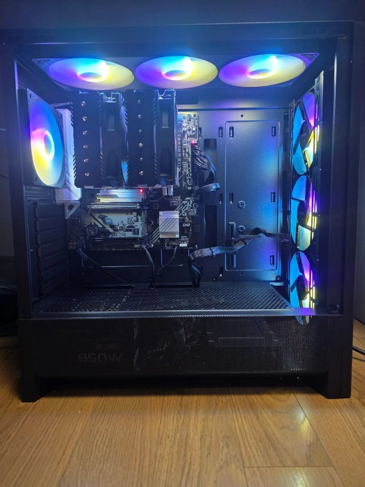AMD 라이젠 9800x3d, ssd1테라, 램 32기가 등 컴퓨터 글카제외 반본체 판매 이미지