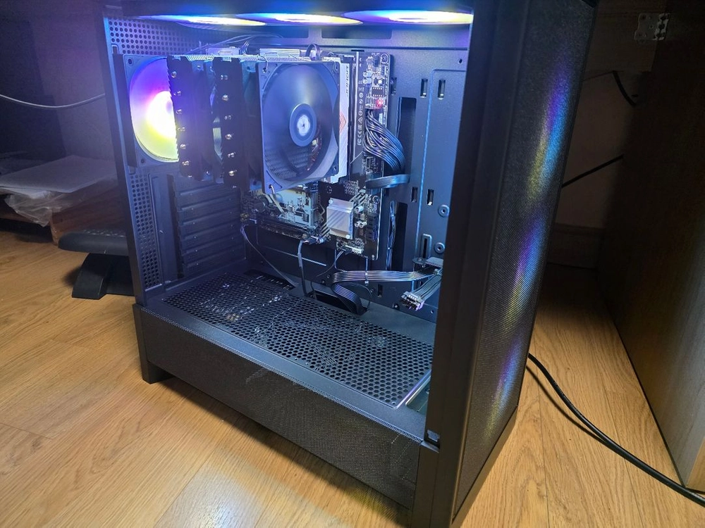 AMD 라이젠 9800x3d, ssd1테라, 램 32기가 등 컴퓨터 글카제외 반본체 판매 이미지