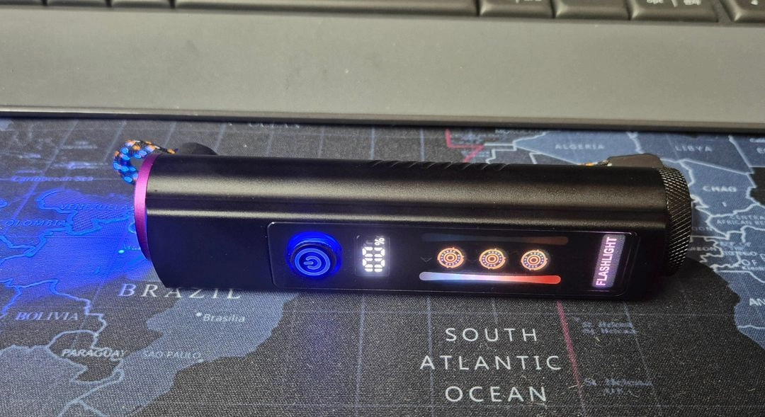 새제품 365nm UV LED 손전등 고성능 배터리포함 3일보관 이미지