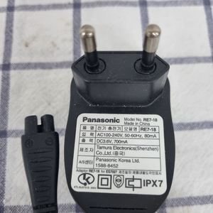 파나소닉 전기 면도기 충전기 이미지