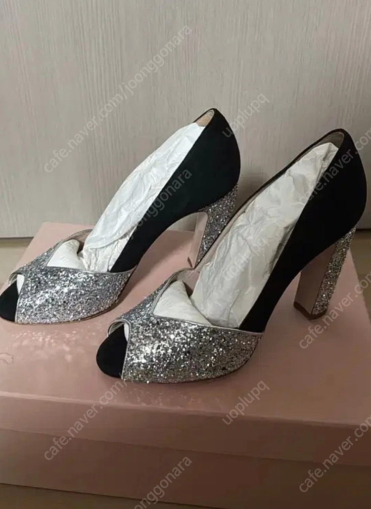 (새상품)미우미우 구두 glitter pump 이미지