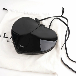 [새상품 풀셋/정품] 알라이아(ALAIA) 르 쾨르 하트백 블랙 유광 (AA1P003CA189-999) 이미지