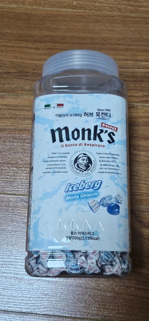 멀티 무선 충전기 + amd 정품쿨러 + 캔 커피 이미지
