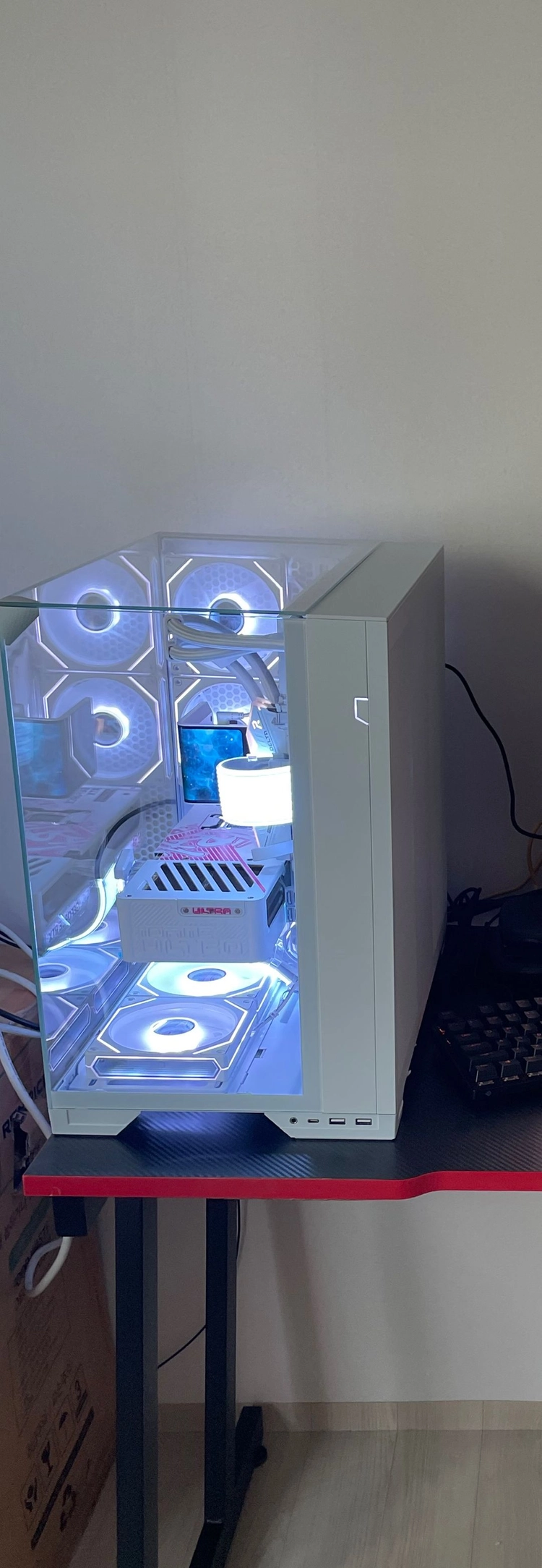 9800X3D 본체 판매합니다. - 안심되는 중고거래
