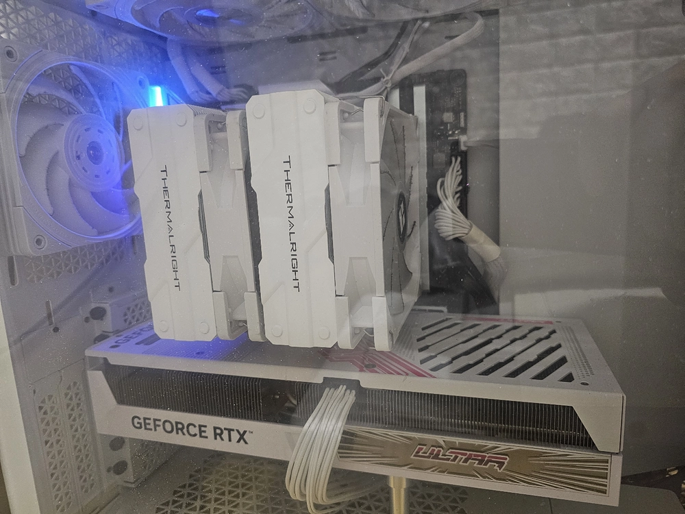 컴퓨터판매 i5-13600k 그래픽카드 4070Ti 이미지