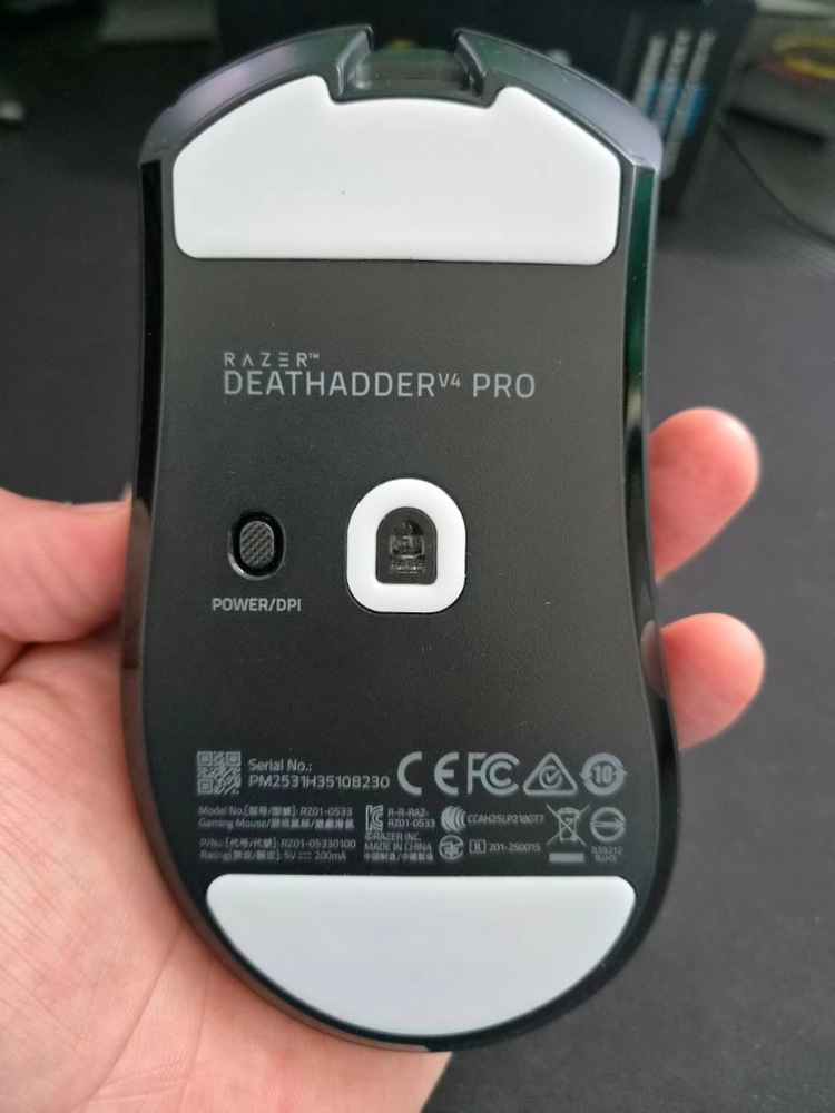 레이저 데스에더 v4 pro 블랙 마우스 이미지