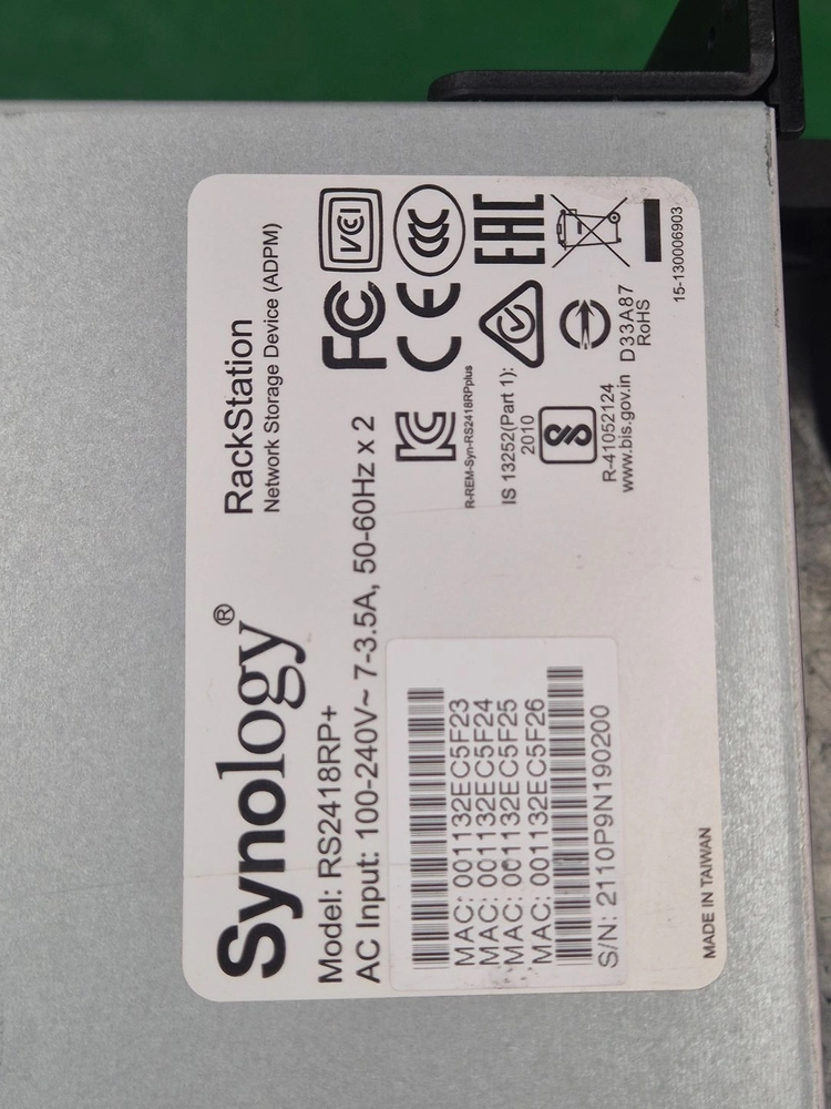 시놀로지 Synology RS2418RP+ NAS 이미지