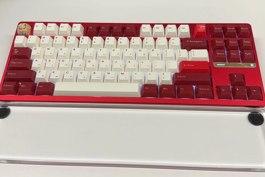 스웨그키 EVO80 풀 알루 키보드 Scarlet, Oat + PP 이미지
