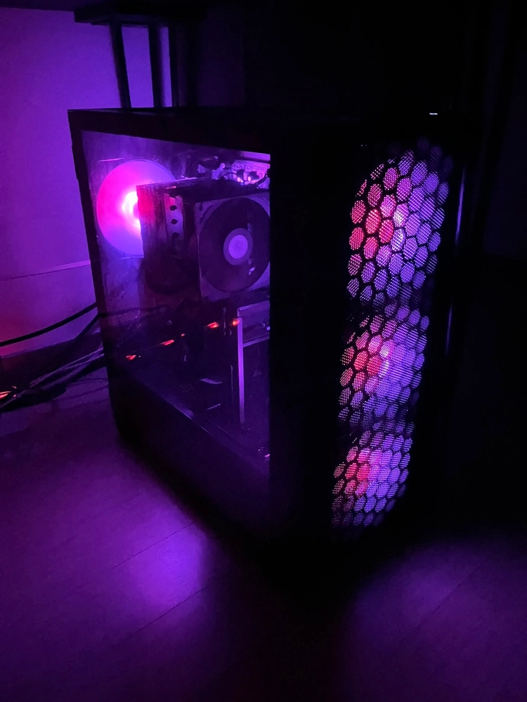 라이젠7800X3D / RTX 5060ti / 1Tb / DDR5 32GB(16X2) 고성능 게이밍 PC 이미지
