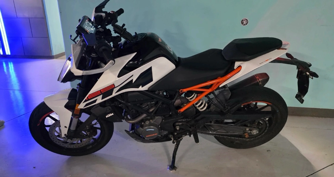KTM 듀크 125 /스즈키 gsxr125 야마하/ cbr125 /코멧/ 125cc 오토바이 이미지