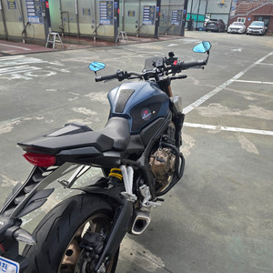 21년식 혼다 CB650R 1만9천키로 이미지