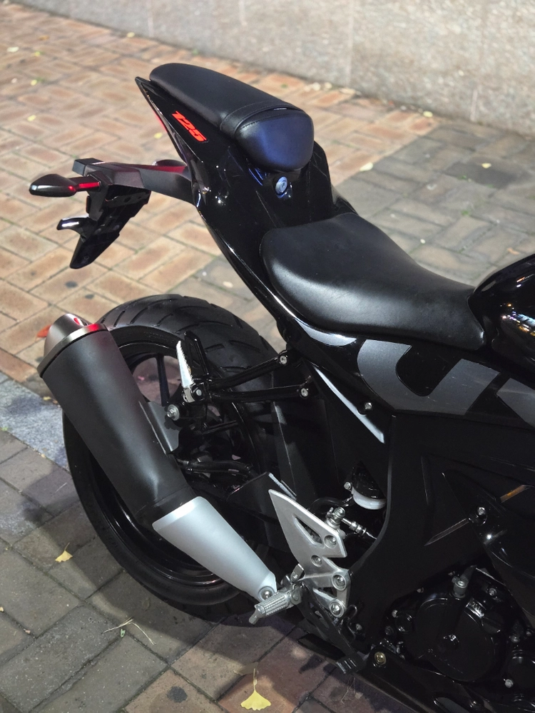 GSX r125 19년식 9천km A급 오토바이 이미지