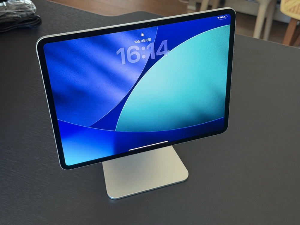 아이패드 프로 M5 13인치 1TB 나노텍스쳐 + 애플펜슬 프로 이미지