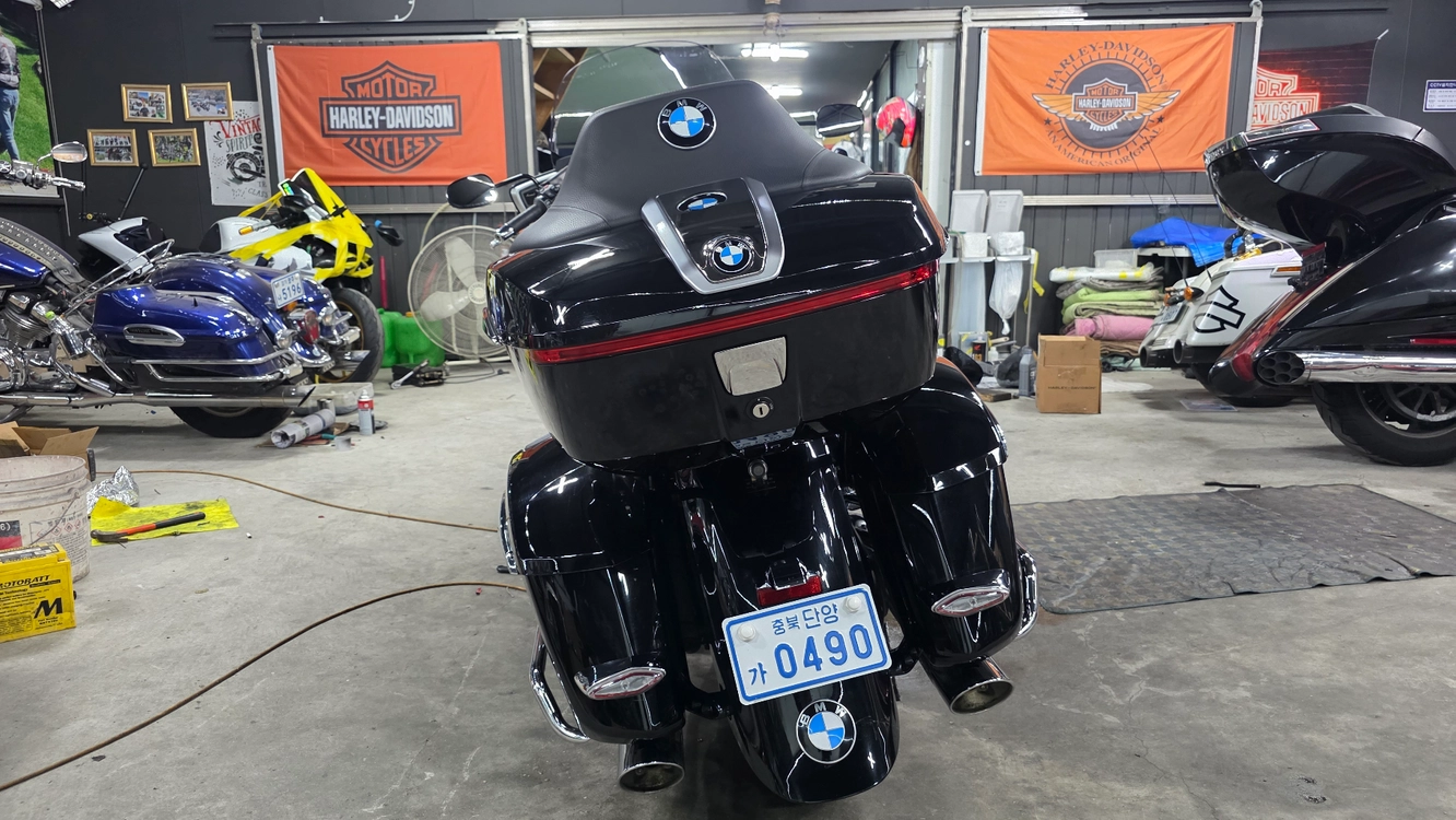 BMW R18 트랜스컨티넨탈 이미지