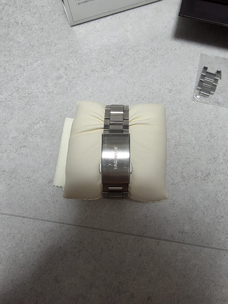 태그호이어 아쿠아레이서300 오토매틱 41mm 구구형 이미지