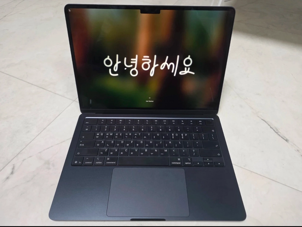 맥북 에어 m4 13인치 - 안심되는 중고거래
