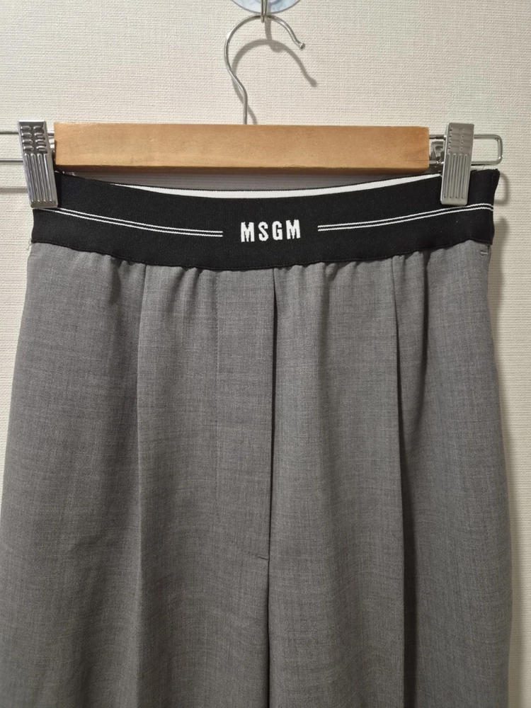 [정품] MSGM 로고 웨이스트밴드 와이드 슬랙스 팬츠 (그레이) 이미지