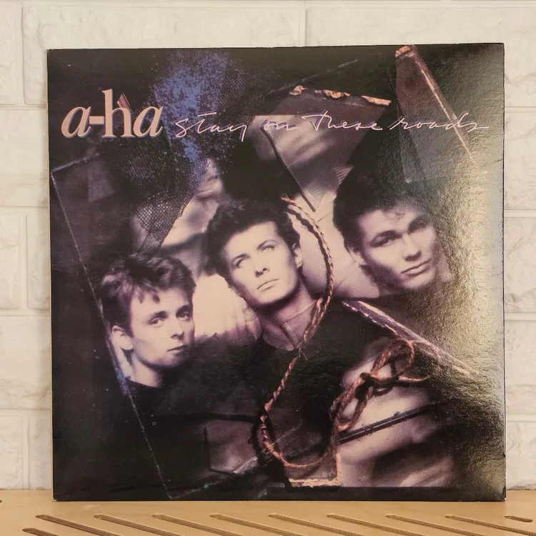 A-HA (아하) - Stay on These Roads LP 이미지