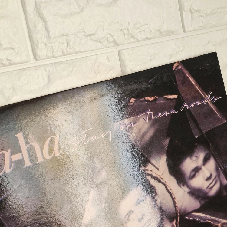 A-HA (아하) - Stay on These Roads LP 이미지