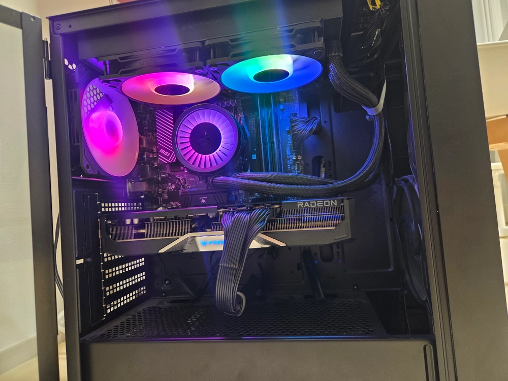 9800x3d, b650m, 32gb, 1tb, rx 9070xt 가성비 본체 이미지