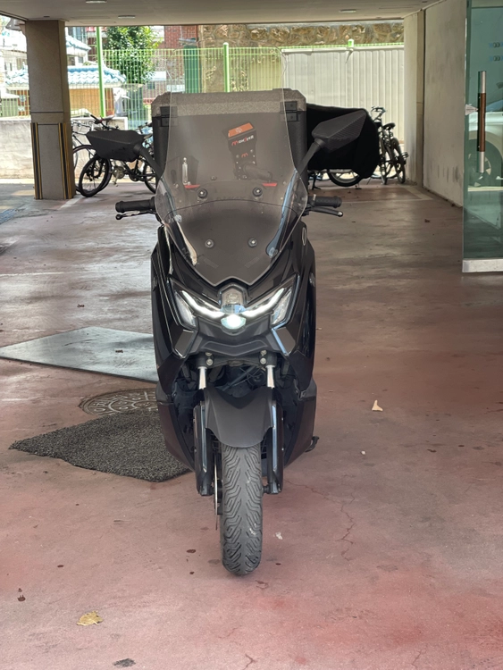 nmax155 터보 25년식 4.8만Km 최상의 배달셋팅 저렴하게 판매합니다. 이미지