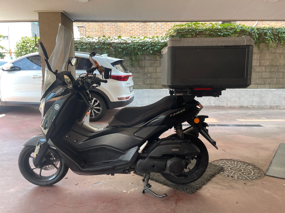 nmax155 터보 25년식 4.8만Km 최상의 배달셋팅 저렴하게 판매합니다. 이미지