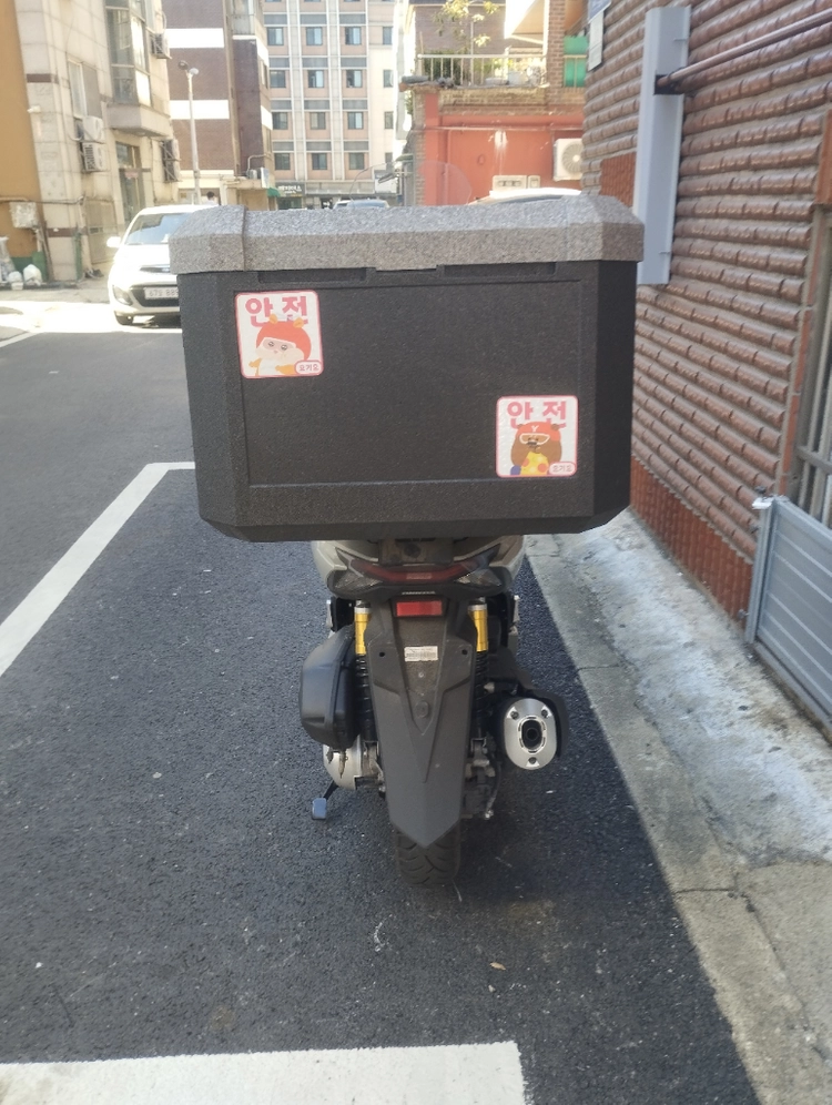 pcx125 25년식 이미지
