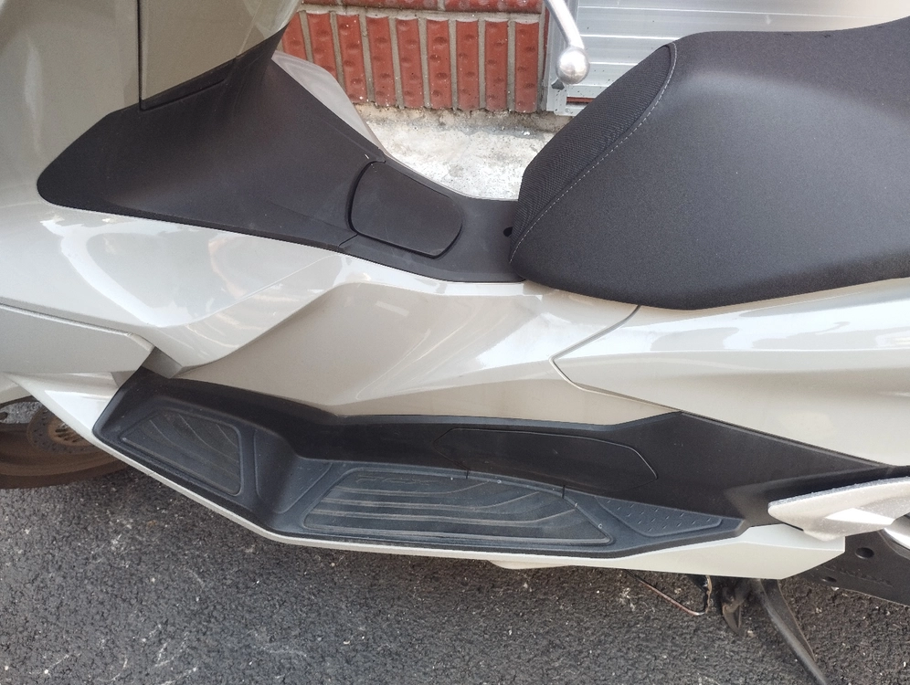 pcx125 25년식 이미지