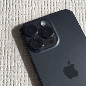 S급 아이폰 15 프로 맥스 512GB 블랙 (+악세서리, 미사용 정품 케이블 등) 이미지