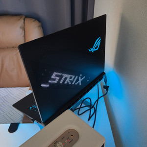 ASUS ROG Strix SCAR 18 rtx5080 이미지