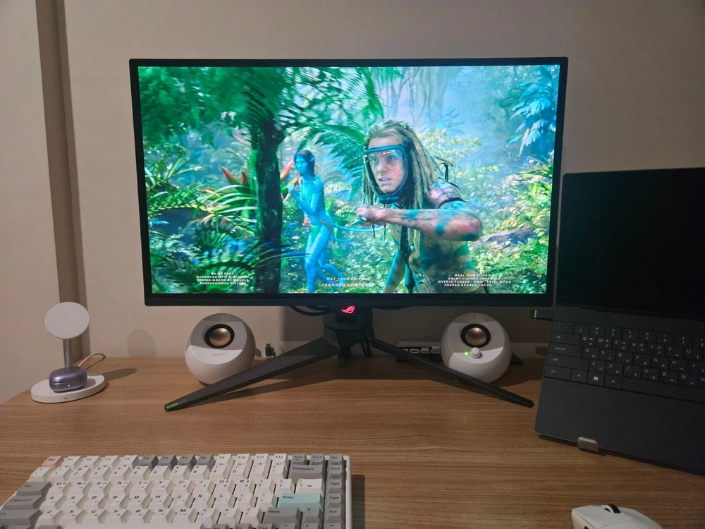 아수스 PG27UCDM OLED 4K 240HZ 모니터 판매 - 안심되는 중고거래