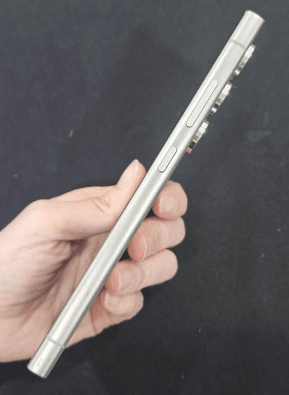 갤럭시S24울트라 256GB 이미지