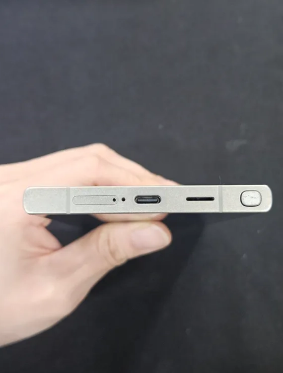 갤럭시S24울트라 256GB 이미지