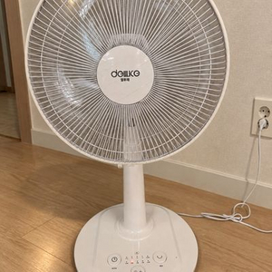 델루체 DLF-FR47W 35cm 발터치 선풍기 이미지