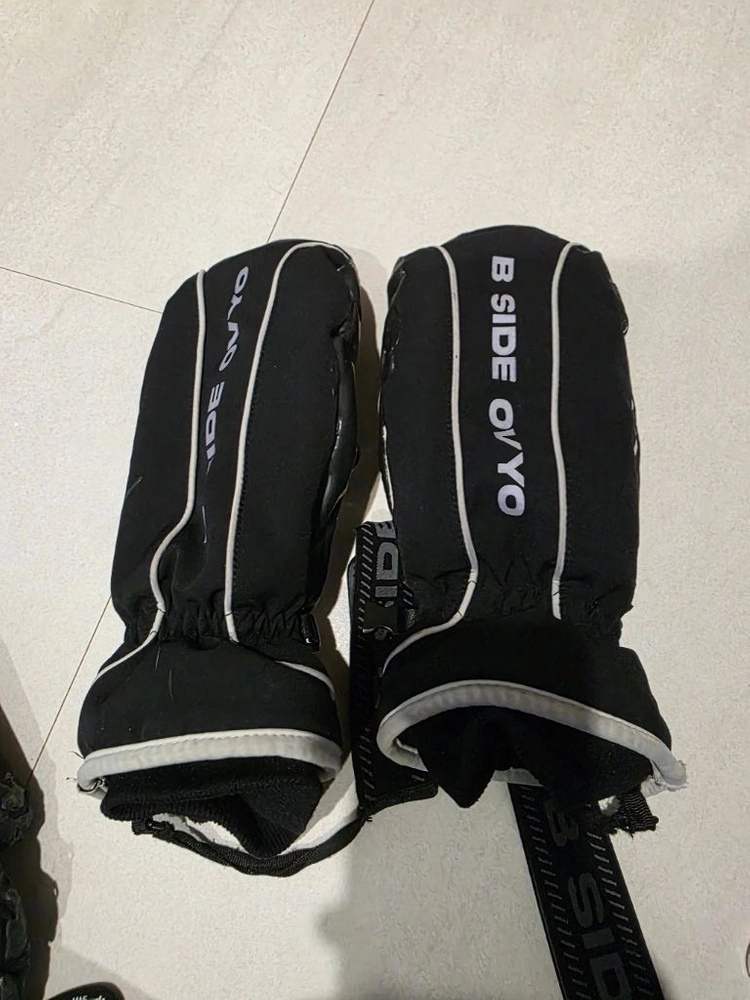 스노우장갑 마피아 어스투 오비오 이미지