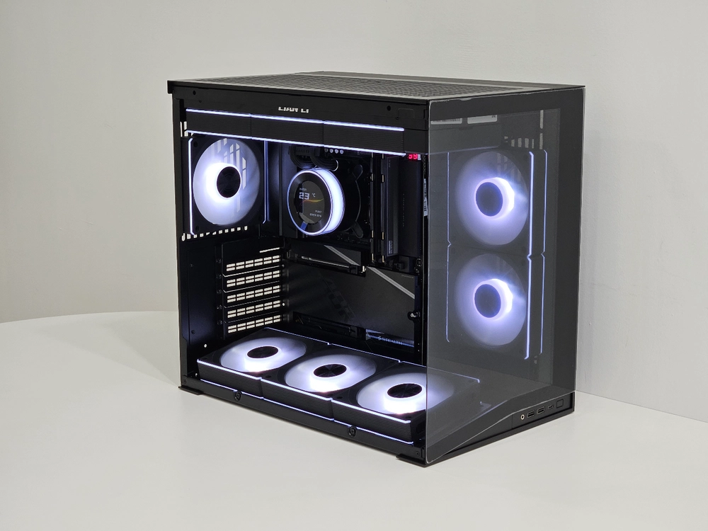 (새제품) 9800X3D 블랙 리안리 반본체 판매합니다. 이미지