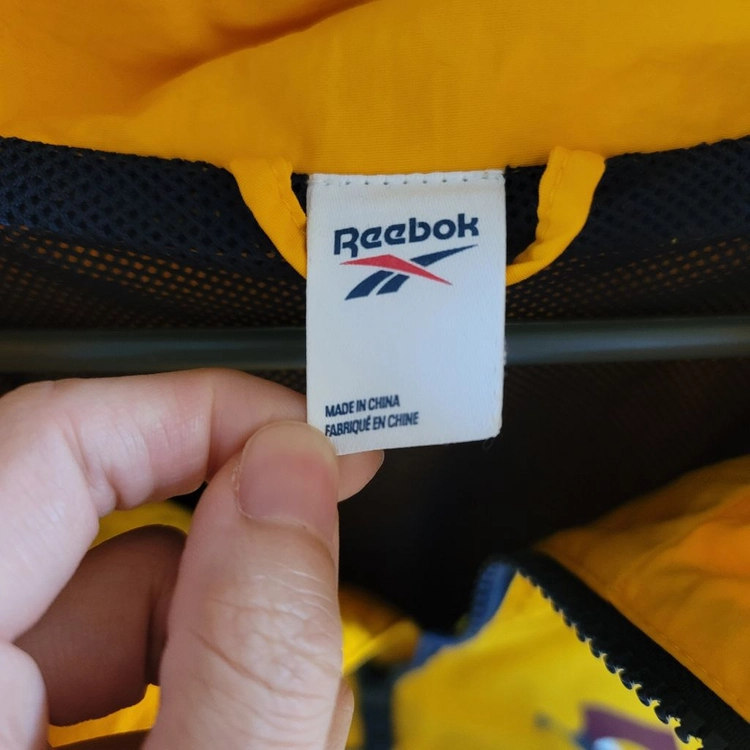 리복(Reebok) 남녀공용 바람막이 점퍼 - L 사이즈 이미지