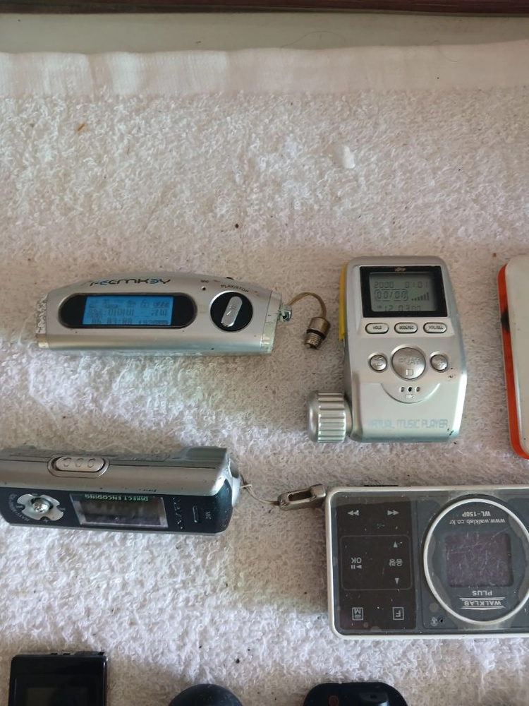 추억의 빈티지 MP3 플레이어 총 10대 일괄 이미지