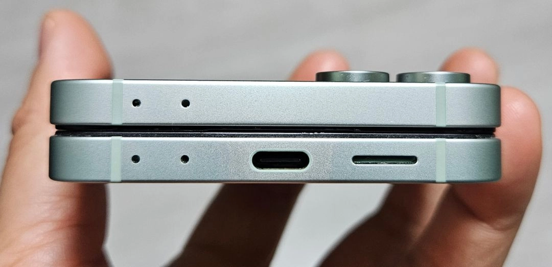 갤럭시 Z플립6 민트 256GB 싸게 팝니다. 이미지