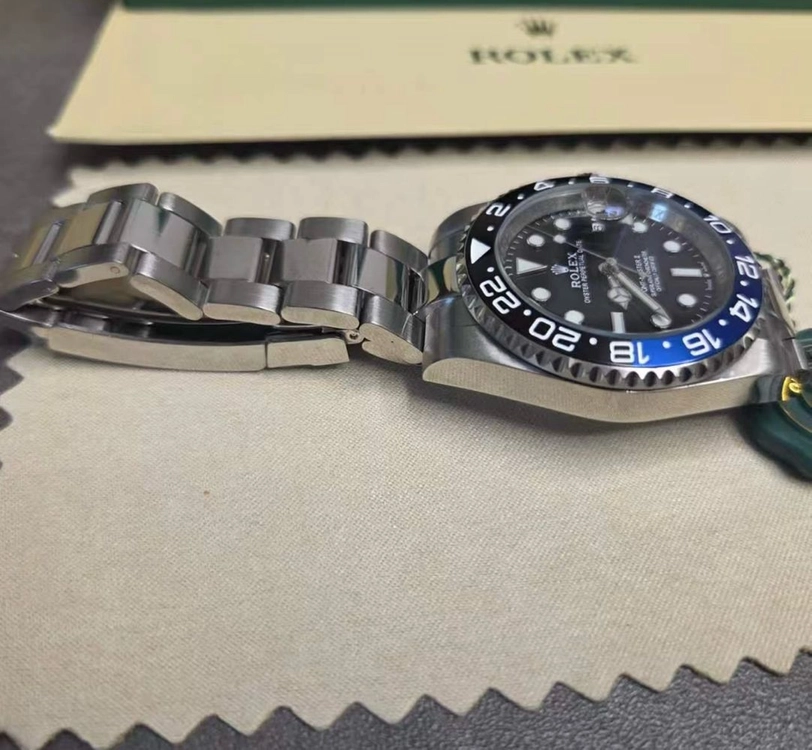 롤렉스 GMT-마스터ll 2 블루/블랙 배트맨 40mm 새상품 이미지
