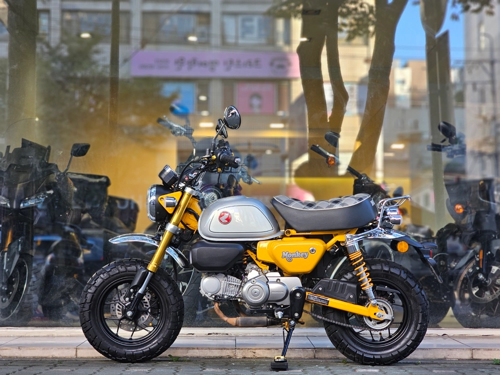 혼다 몽키125 23년식 6700km 판매합니다 [신차급컨디션] 이미지
