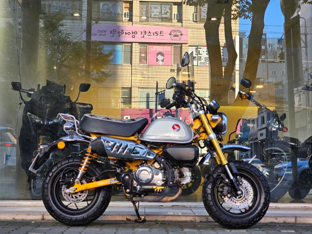 혼다 몽키125 23년식 6700km 판매합니다 [신차급컨디션] 이미지