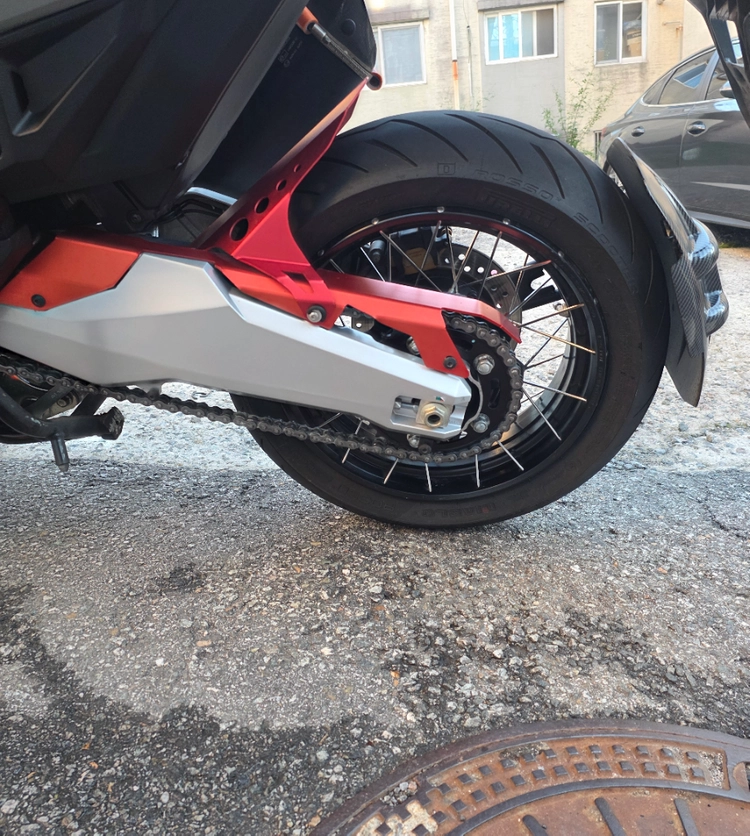 혼다 X-ADV 750 25년10월 30일출고 이미지